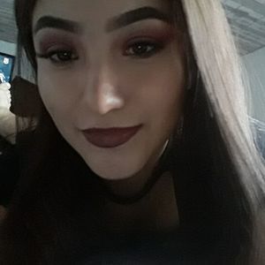 Meet your Posher, Isabel